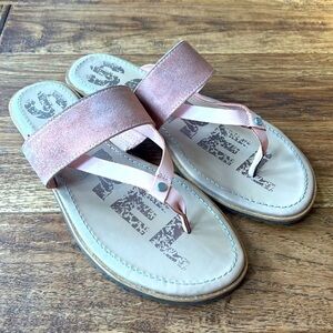 SOREL Ella Easy Flip Sandals Pink Suede Size 9